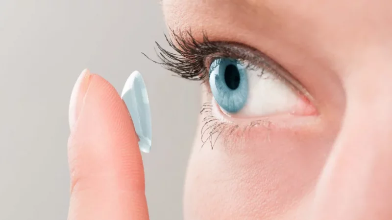 What To Avoid When Using Contact Lenses
